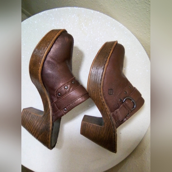 Born Brown Leather Wedges - Picture 5 of 7